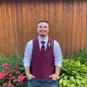 Meet your Posher, Reed